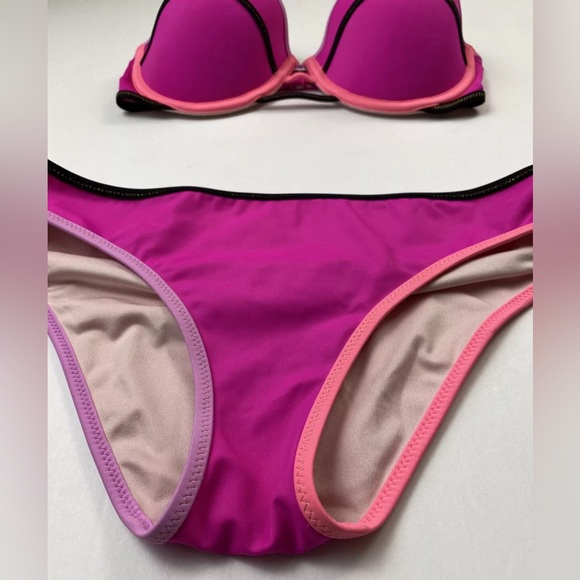 Victoria's Secret Womens Bikini Set 32d top/Small Bottoms Pink - Picture 3 of 11
